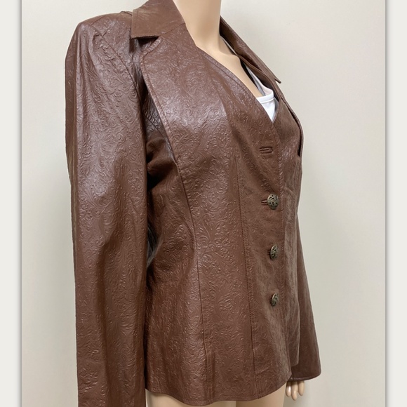 Pamela McCoy S Brown Textured Leather Button Front - Picture 2 of 14